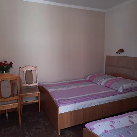 Lenka Rum i privatbostad Rewal