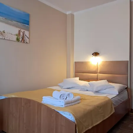 Homestay Lenka Rewal
